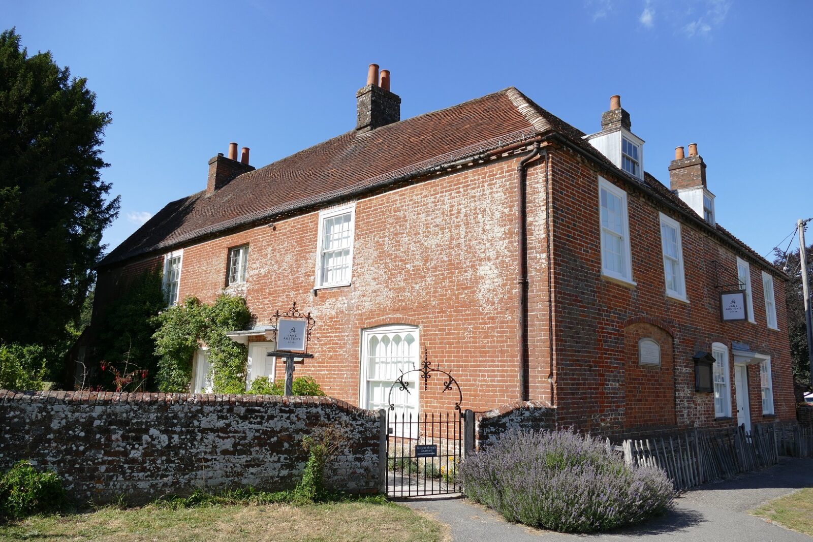 Jane Austen's House in the summer