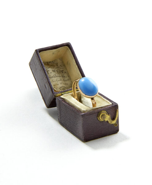 Jane Austen's ring in a brown ring box